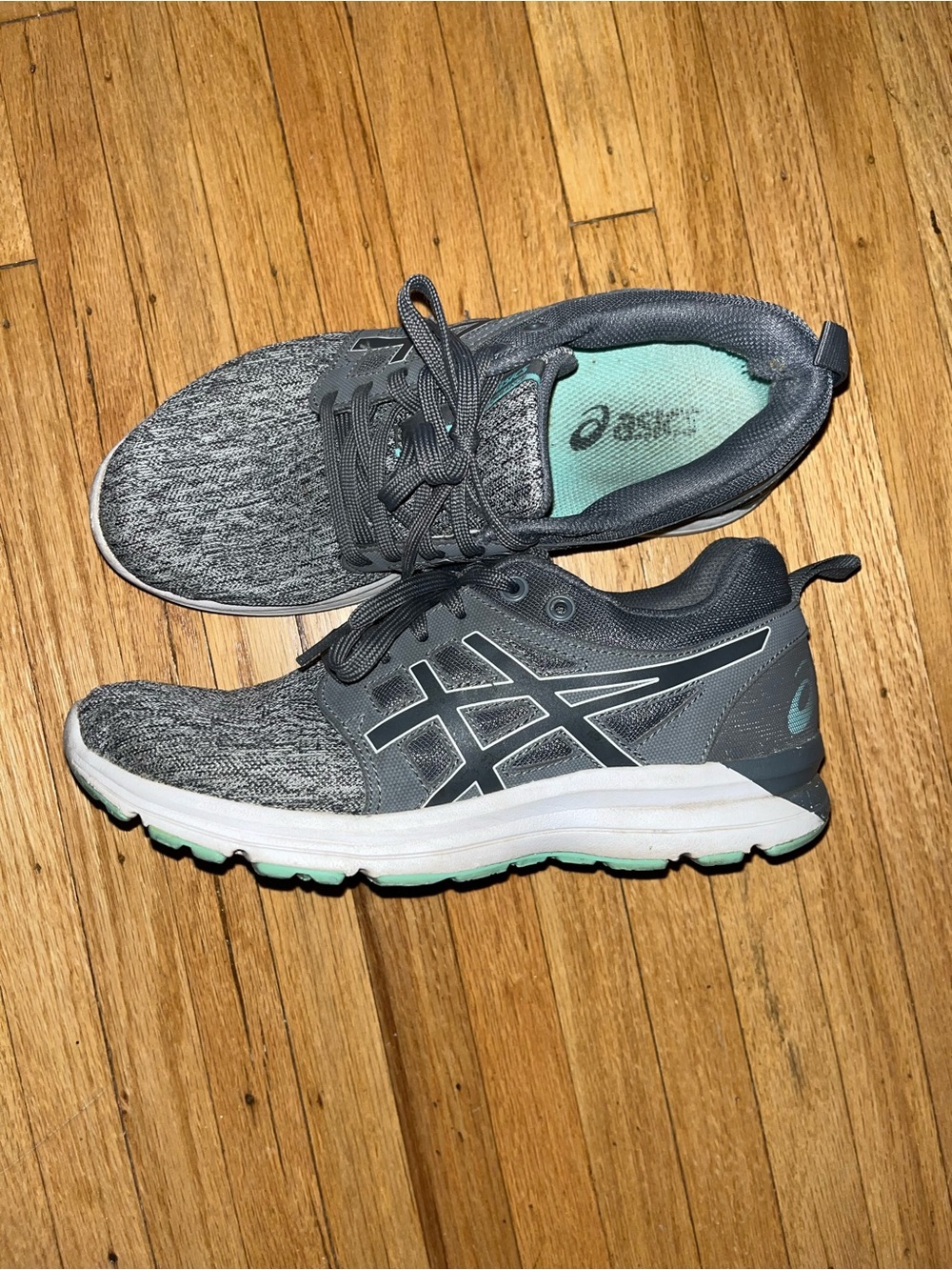 ASICS Women's Gray Running Sneakers with Mint Insole | Women's Size 6.5